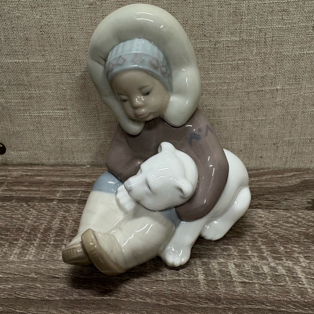 Lladro Eskimo Playing with Polar Bear